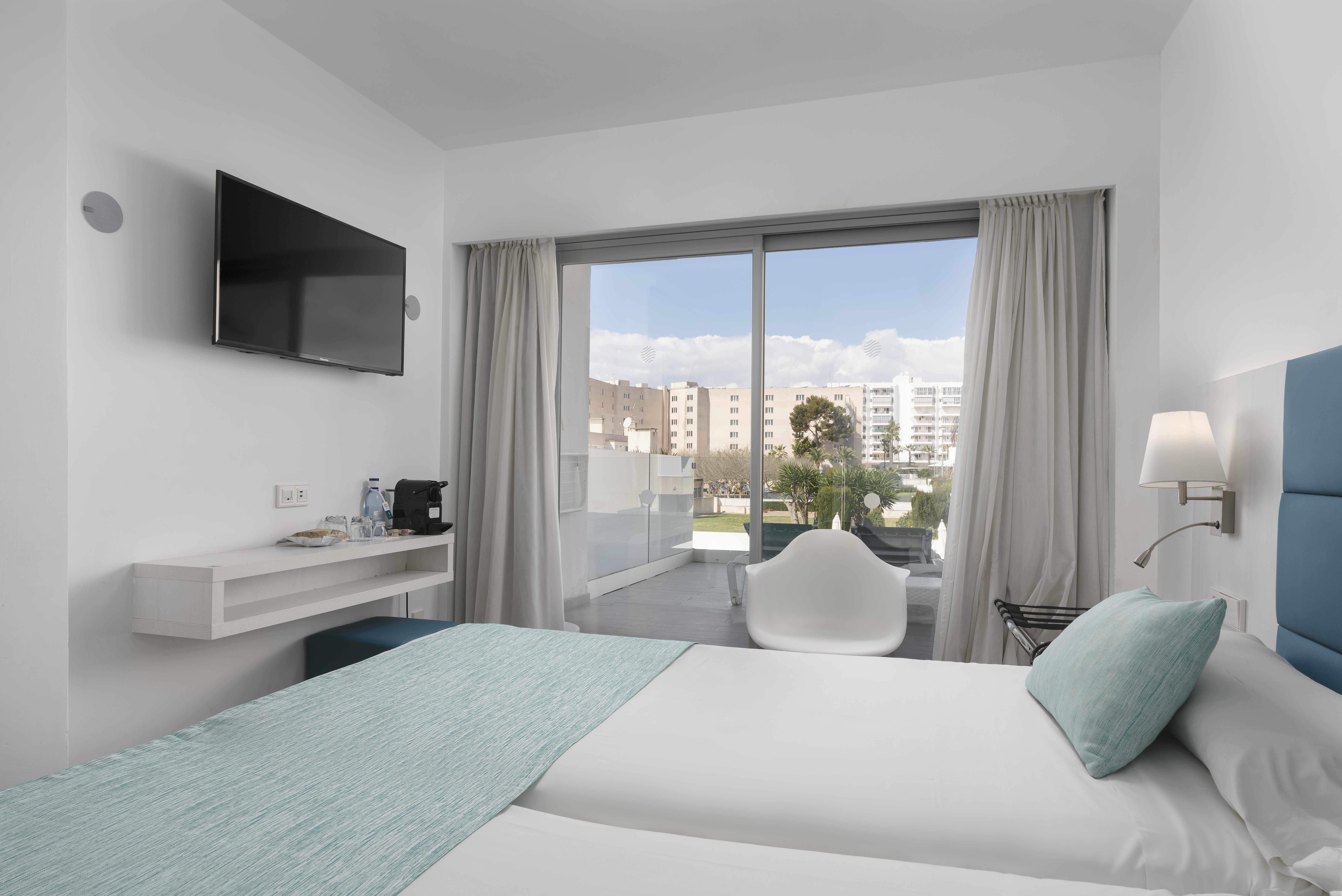 Alua Leo Hotell 4*