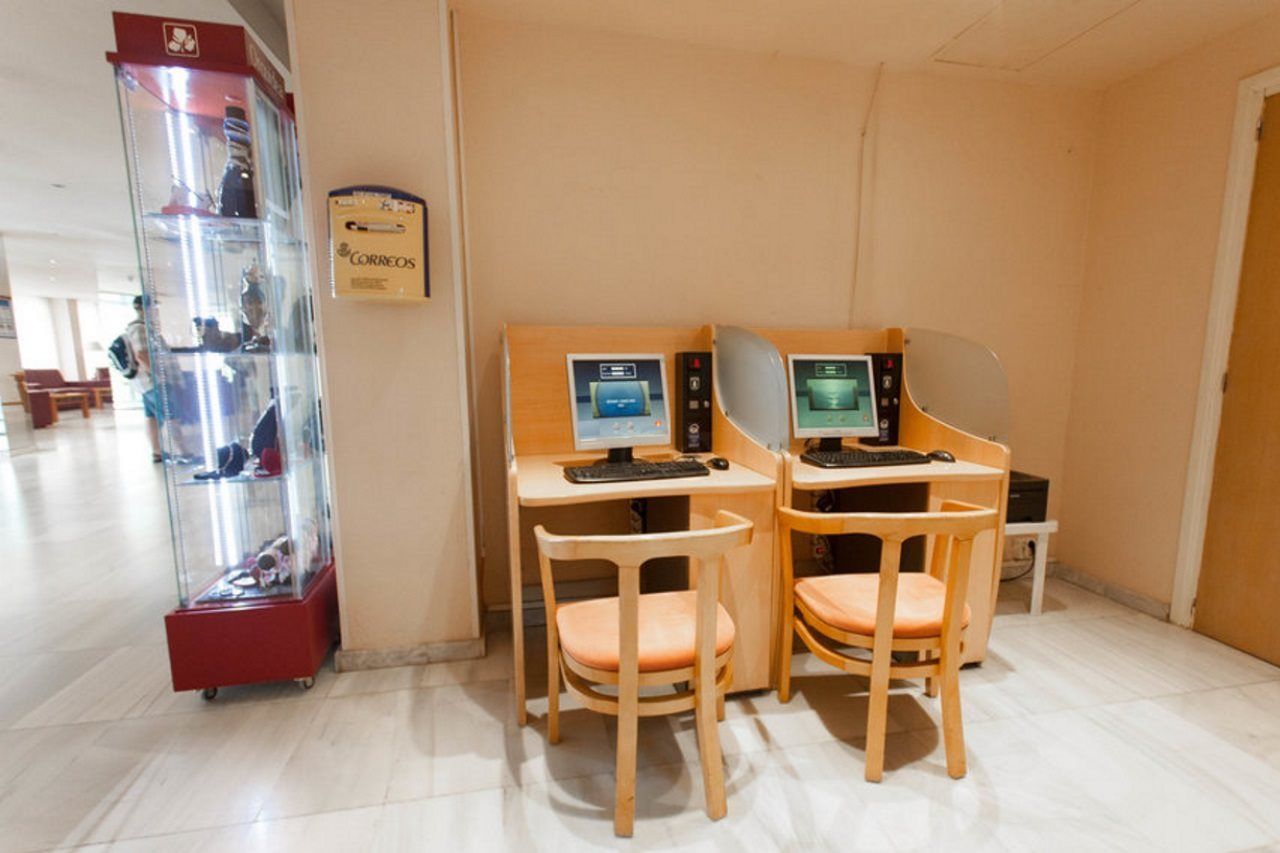Alua Leo Hotel