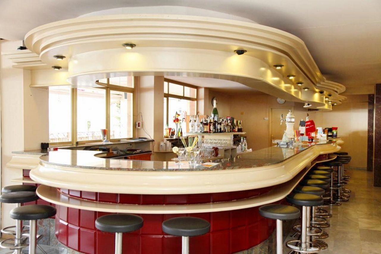 Alua Leo Hotel 4*